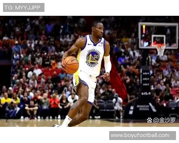 勇士半场苦战落后雄鹿仅2分库明加高效砍下16分4篮板表现抢眼 勇士半场苦战落后雄鹿仅2分库明加高效砍下16分4篮板表现抢眼