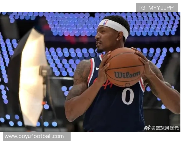 比尔谈身体状态和老将队友迅速理解教练战术提升球队表现 比尔谈身体状态和老将队友迅速理解教练战术提升球队表现