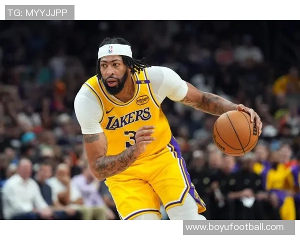 浓眉首节表现低迷外线未开仅得4分2篮板正负值惨淡12 浓眉首节表现低迷外线未开仅得4分2篮板正负值惨淡12