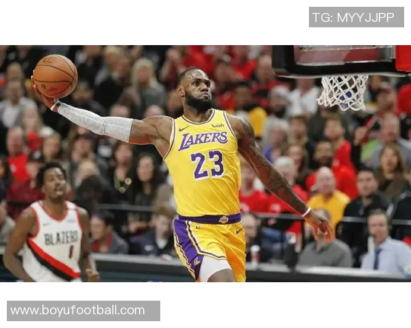 詹姆斯谈球队投篮表现坚信命中率将回暖强调防守是赢球关键 詹姆斯谈球队投篮表现坚信命中率将回暖强调防守是赢球关键